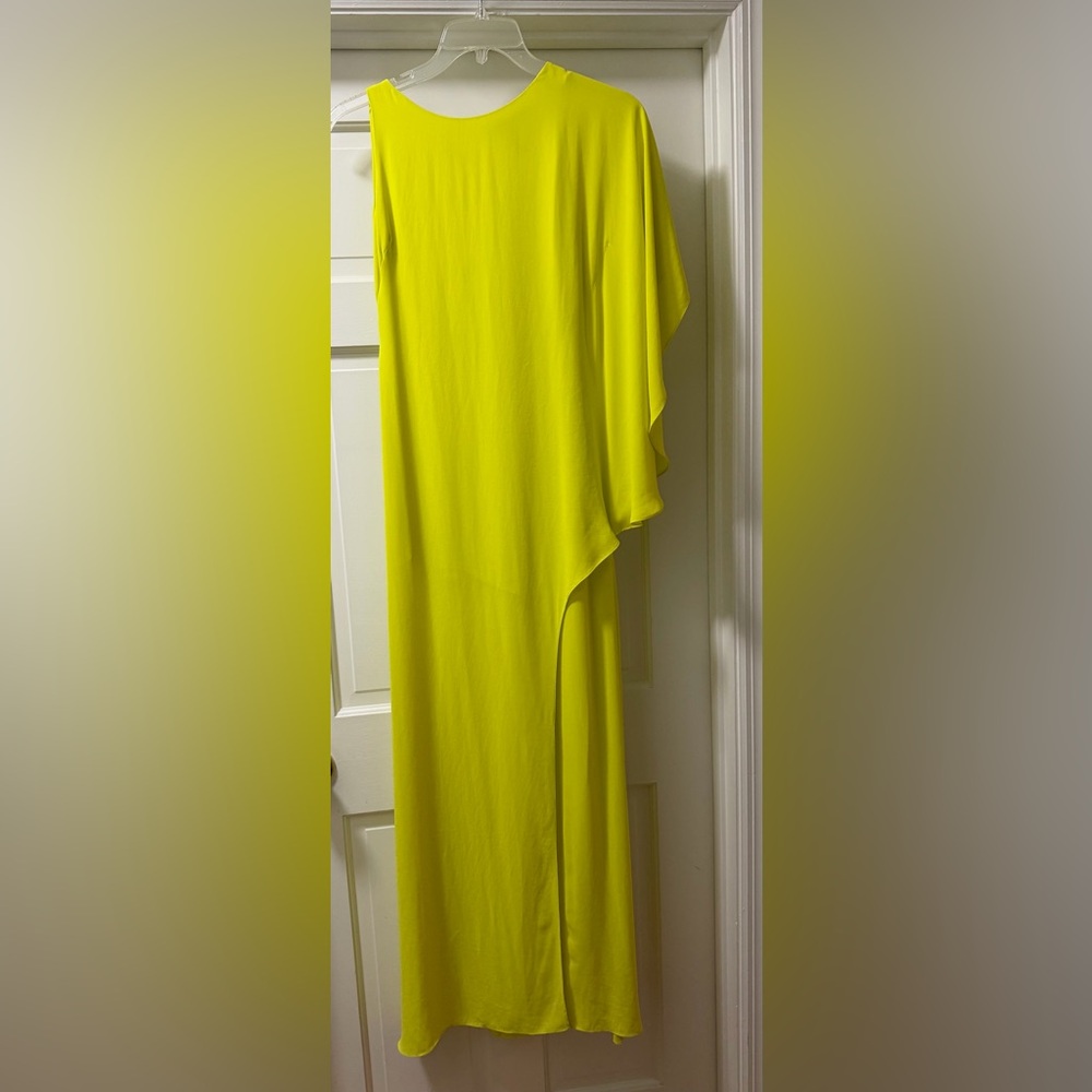 BCBGMAXAZRIA Janus One-Shoulder Gown in Bright Lime